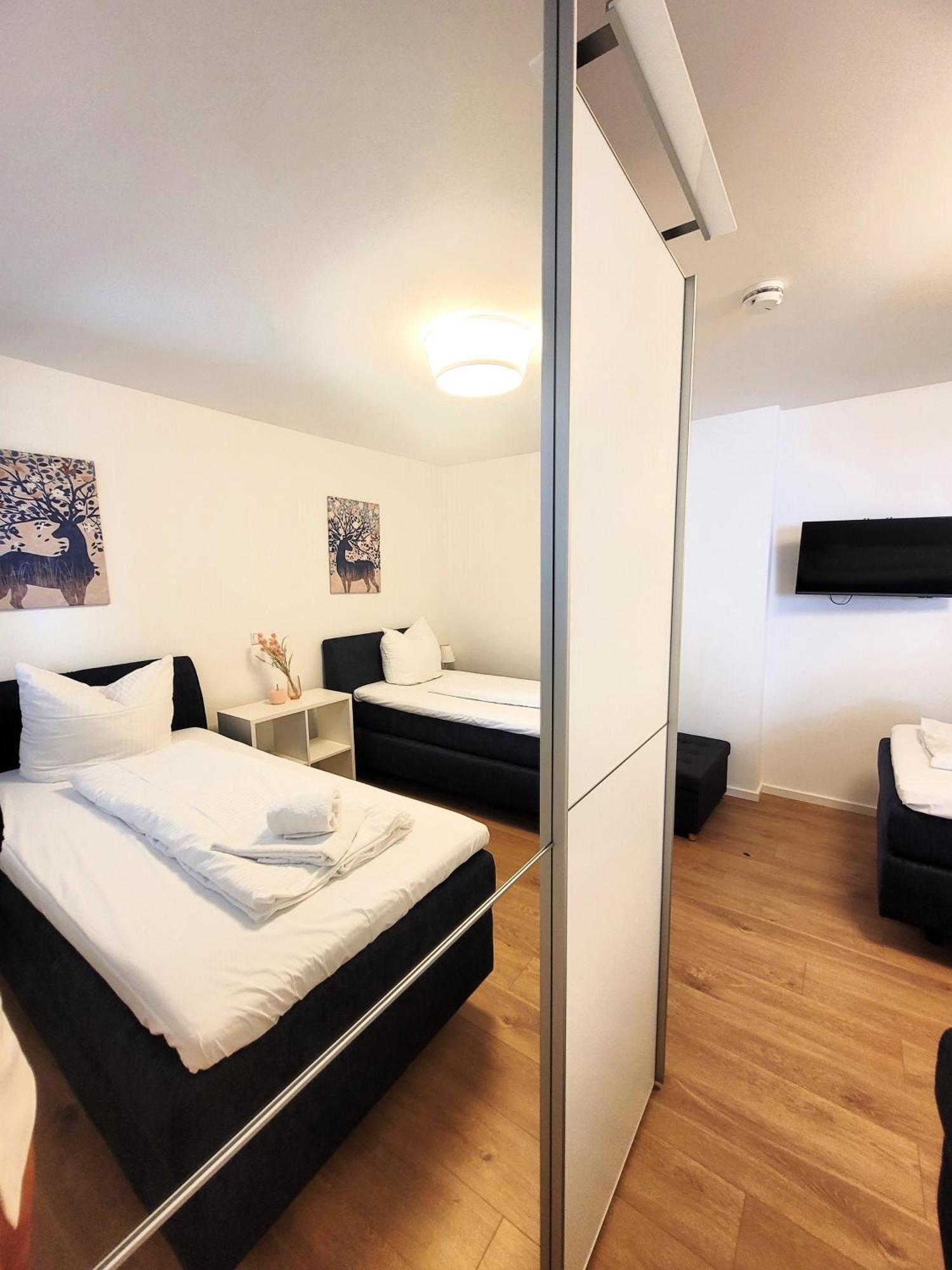Apartment 21126 *